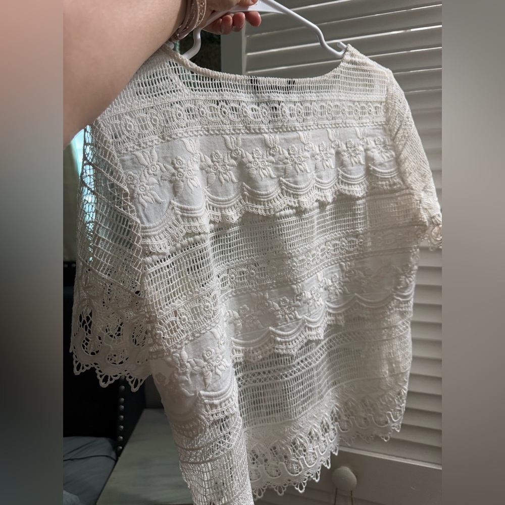 Banana Republic Cream Lace Blouse